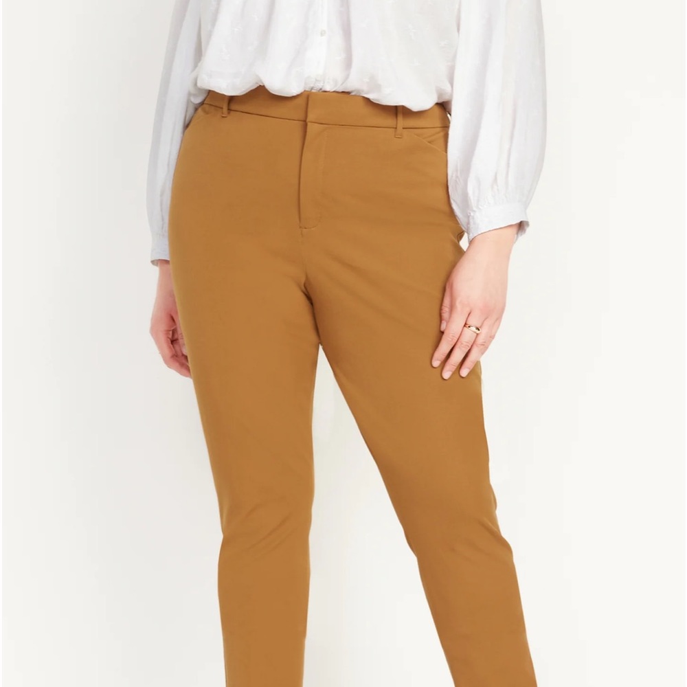 Old Navy Pixie Skinny Pants for Women - Mustard/Bourbon color - Size 12/Tall
